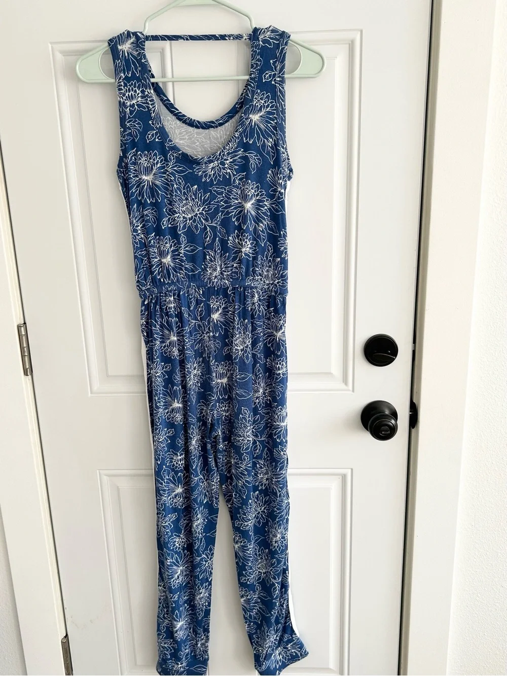 Tucker+Tate Blue White Floral PullOn Romper Scoop Neck Elastic Waist Pockets XL
